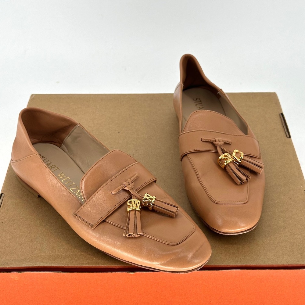 Stuart Weitzman Tan Tassel Gold Detail Slip On Loafers Classic Chic Neutral 8